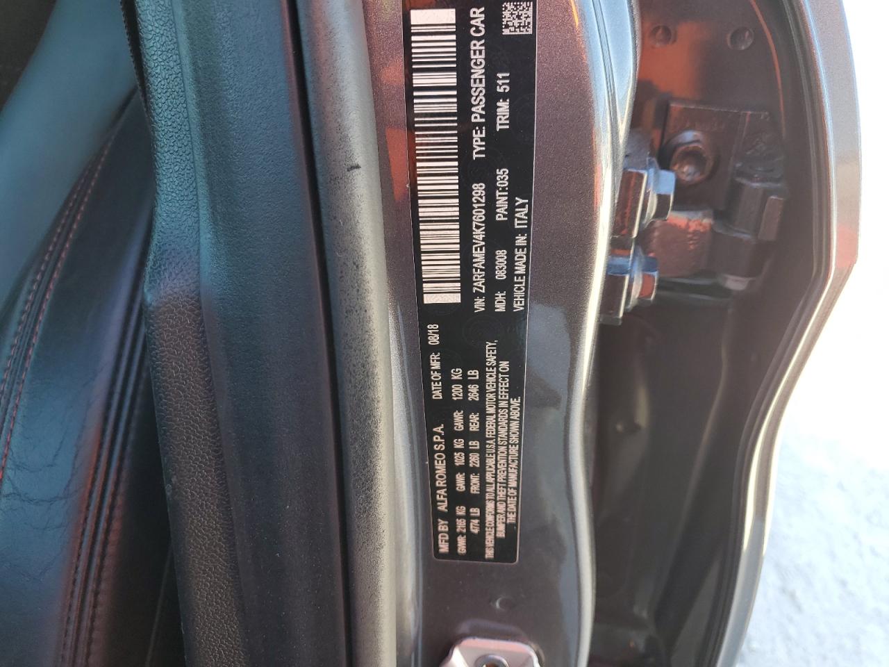 2019 Alfa Romeo Giulia - Image 14