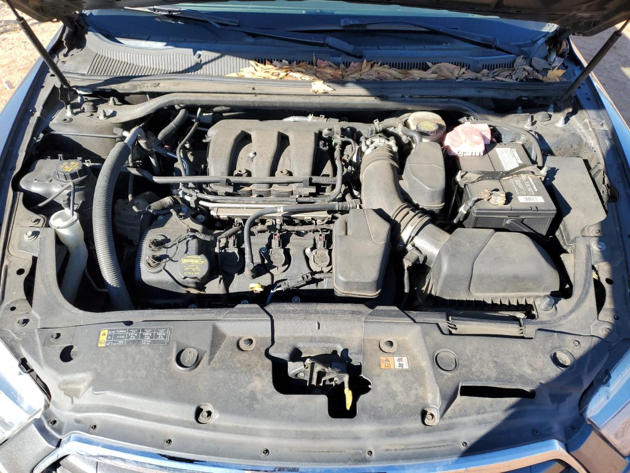 2013 Ford Taurus - Image 11