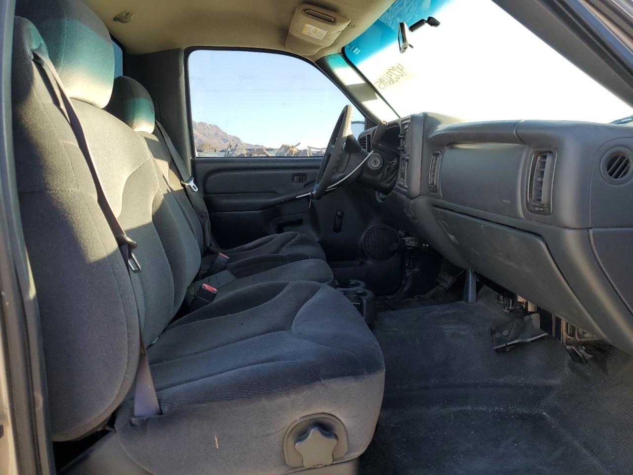2002 GMC Sierra - Image 10