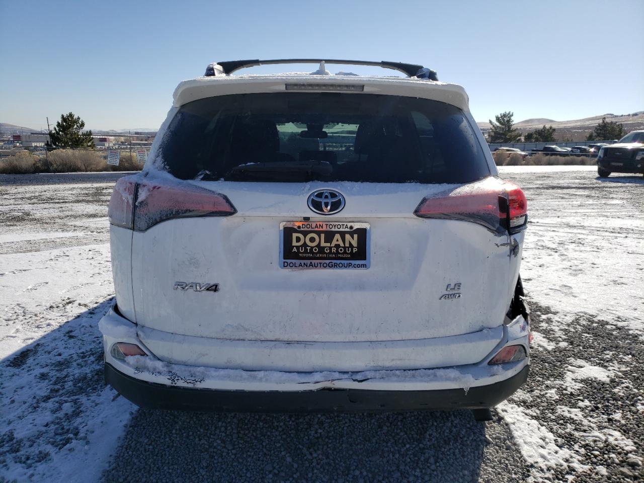2018 Toyota RAV 4 - Image 6