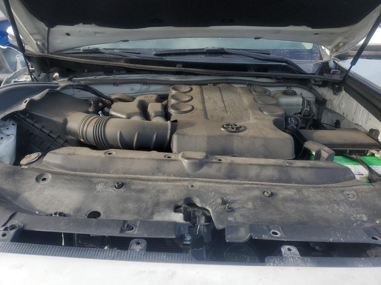 2017 Toyota 4Runner - Image 12