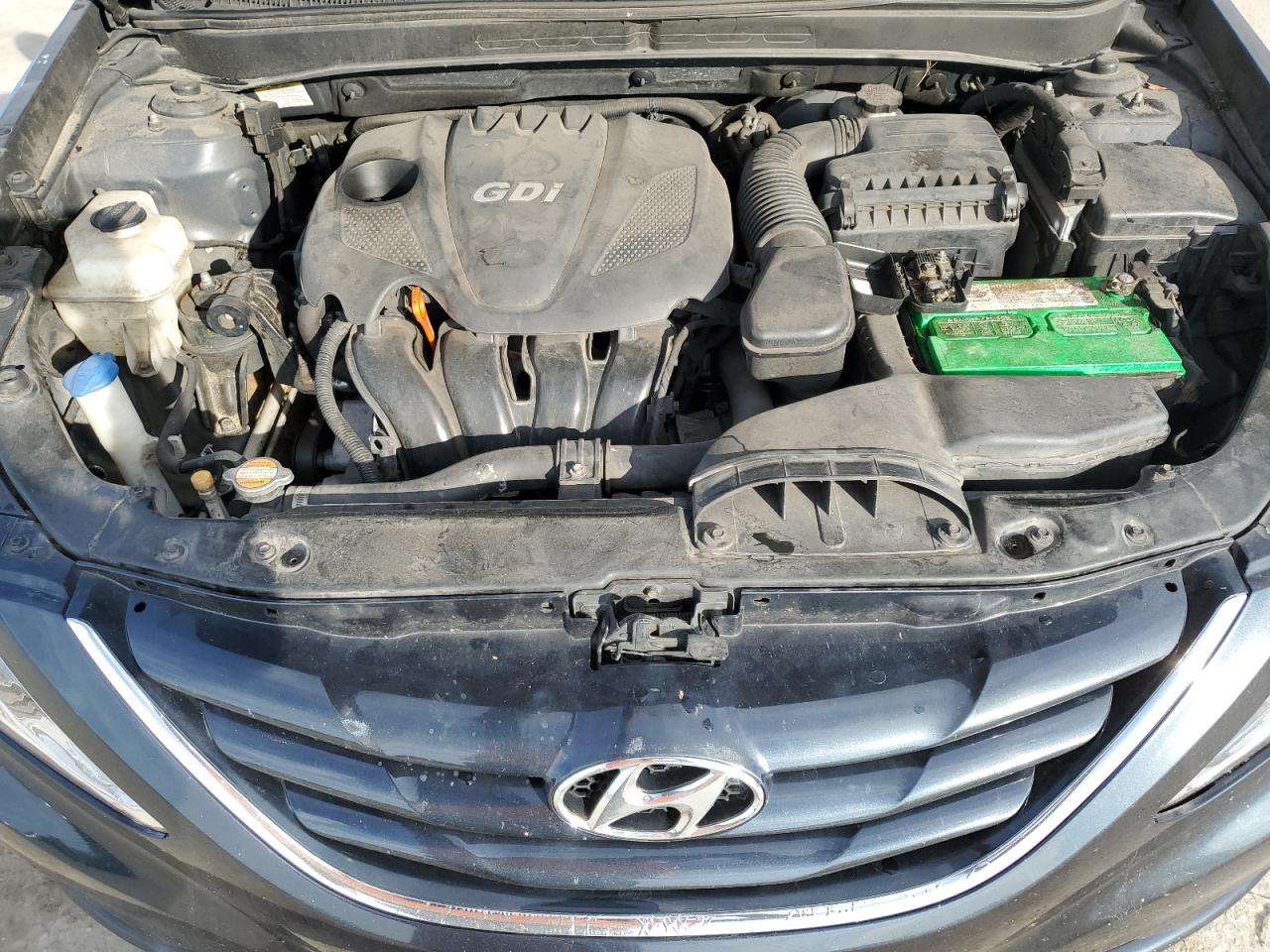 2011 Hyundai Sonata - Image 11