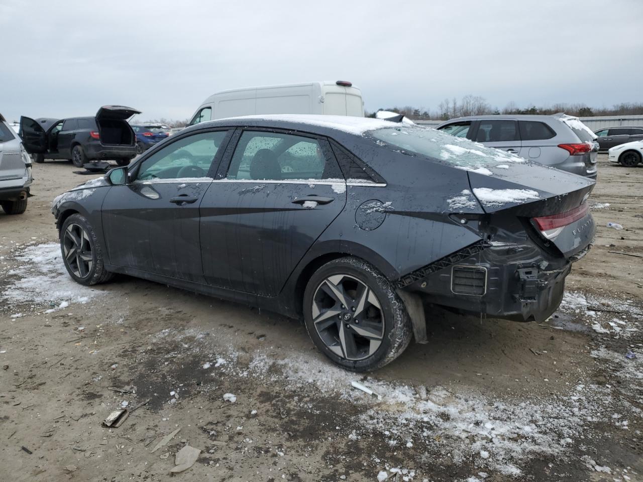 2021 Hyundai Elantra - Image 2