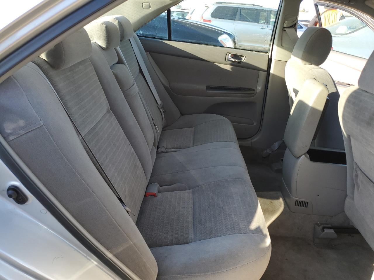 2006 Toyota Camry - Image 10