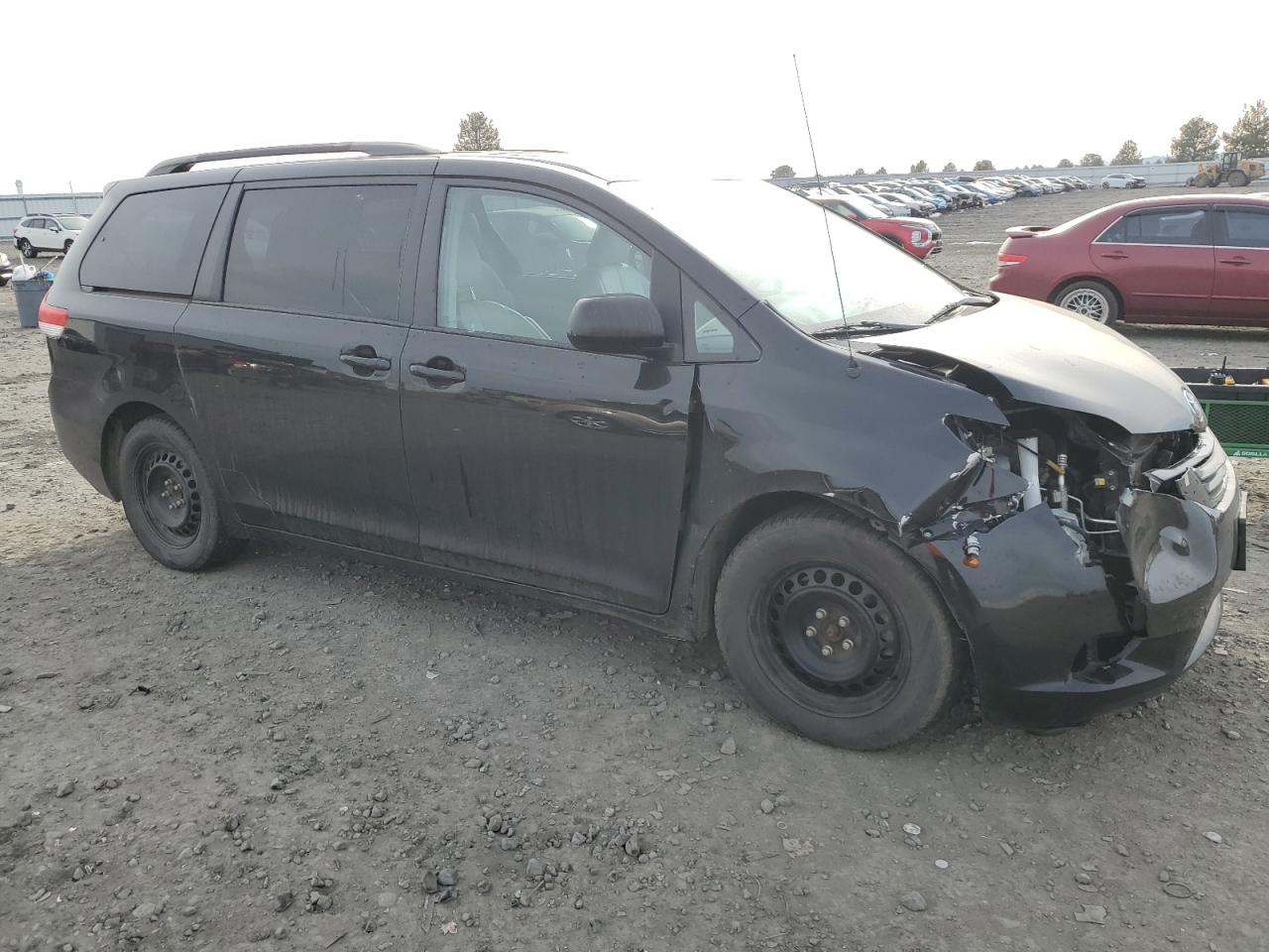 2014 Toyota Sienna - Image 4