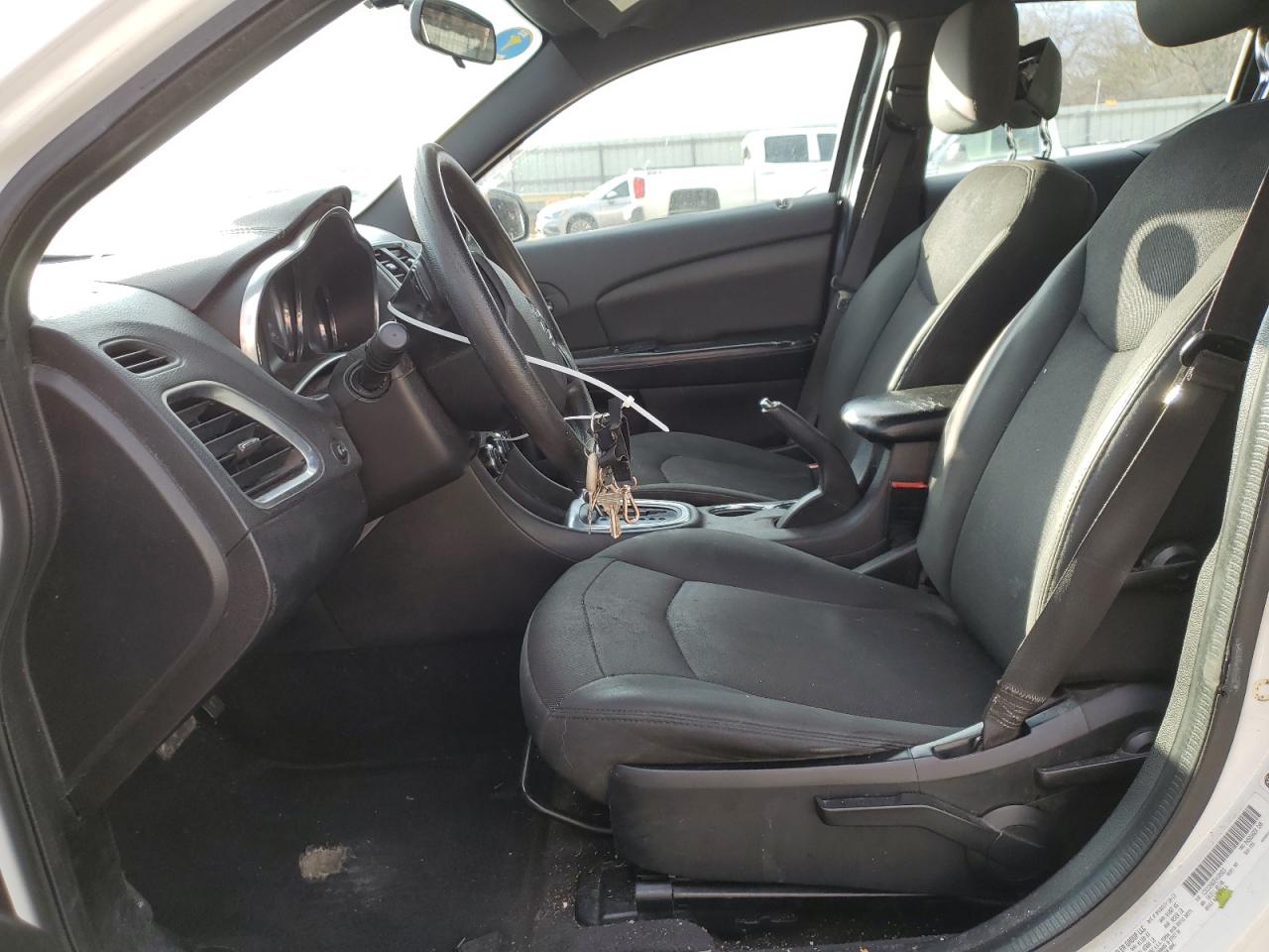 2014 Dodge Avenger - Image 7