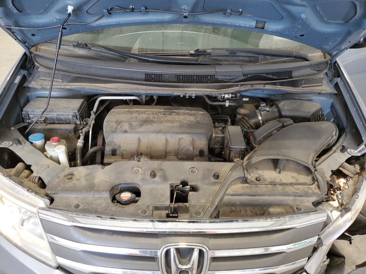 2011 Honda Odyssey - Image 12