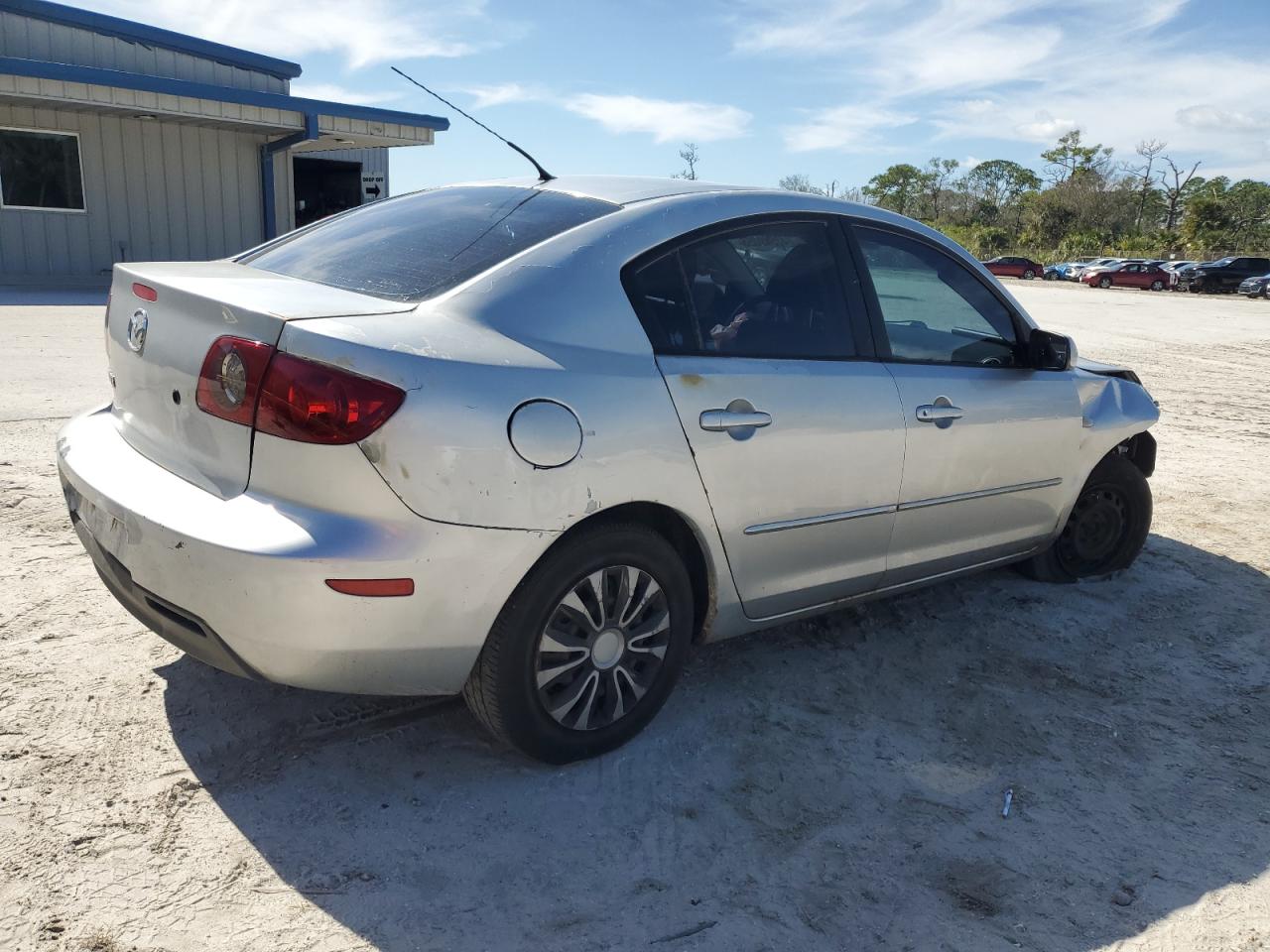 2006 Mazda 3 - Image 3