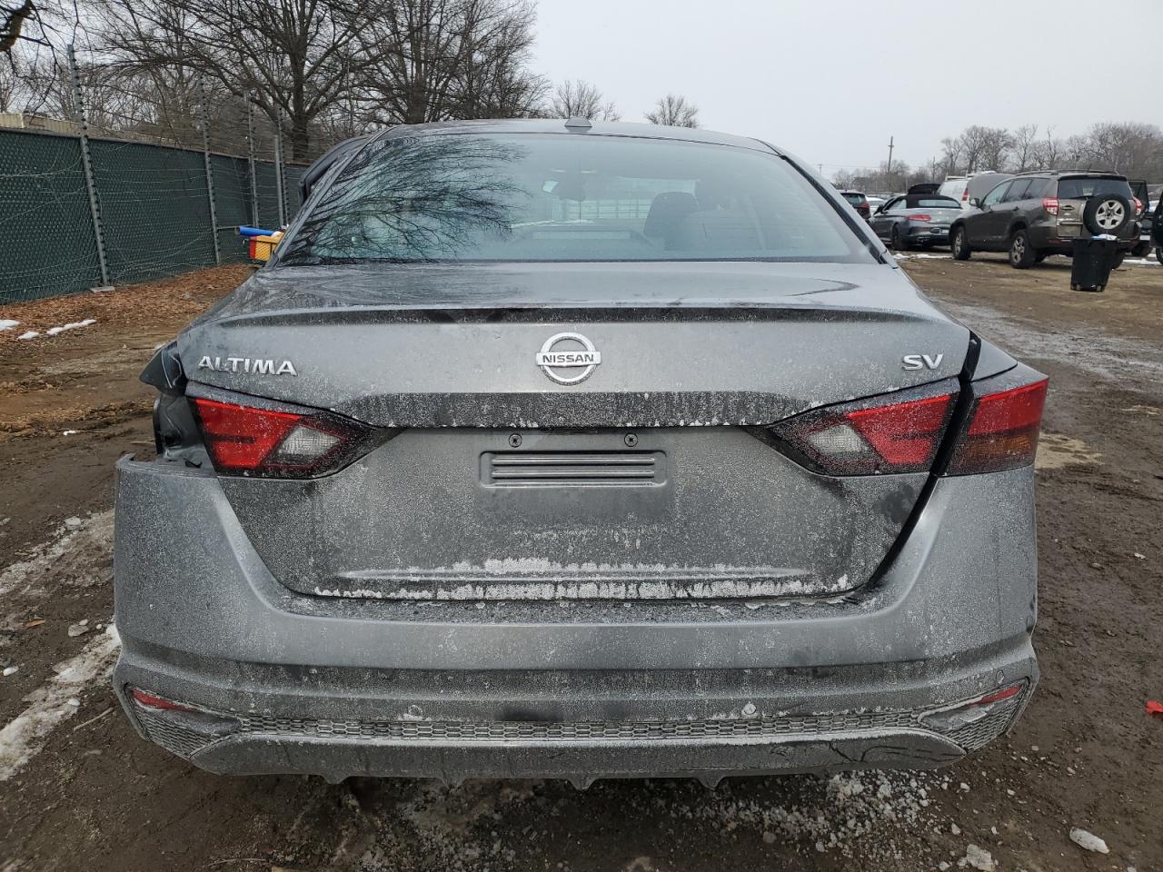 2021 Nissan Altima - Image 6