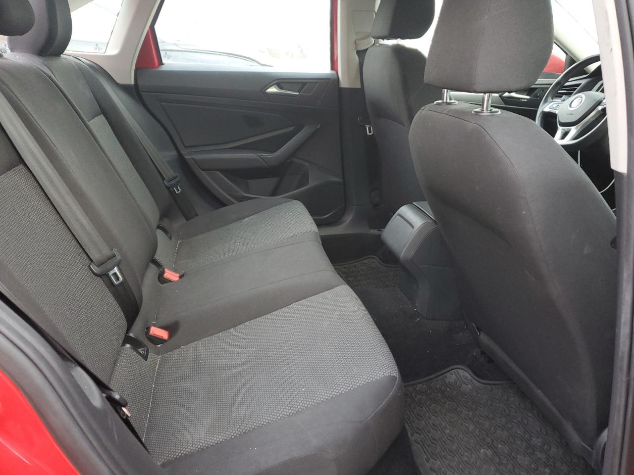 2019 Volkswagen Jetta - Image 10