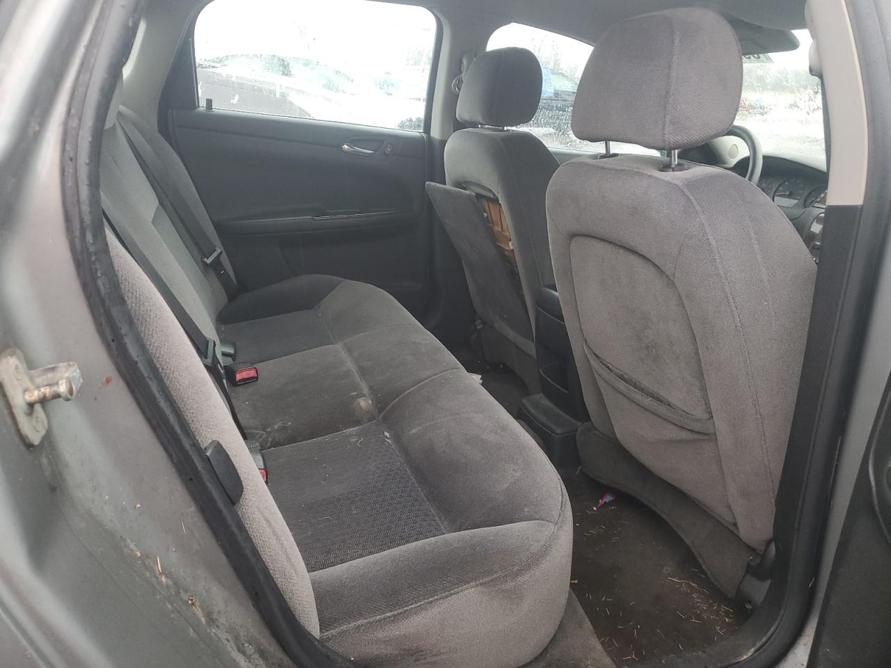 2007 Chevrolet Impala - Image 10
