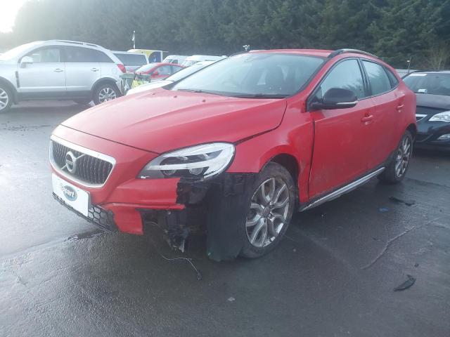 2016 VOLVO V40 CROSS for sale at Copart WHITBURN