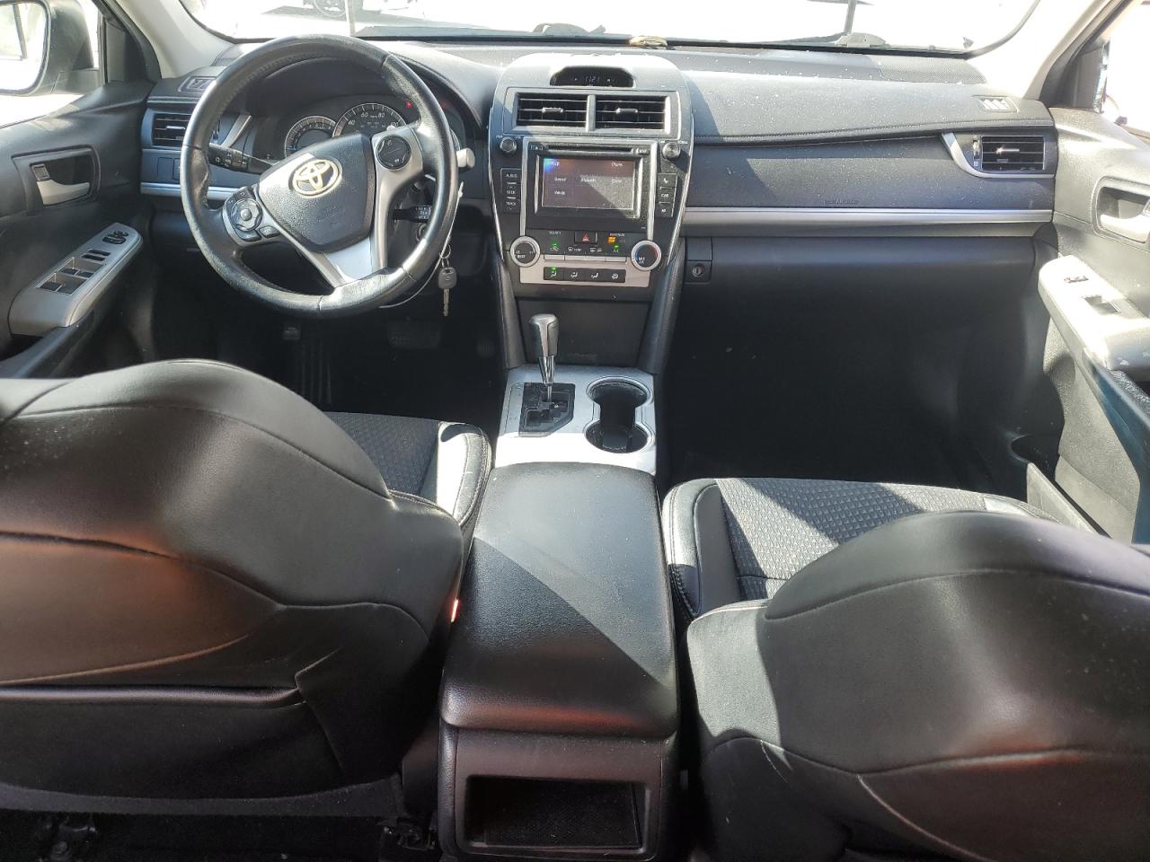2012 Toyota Camry - Image 8