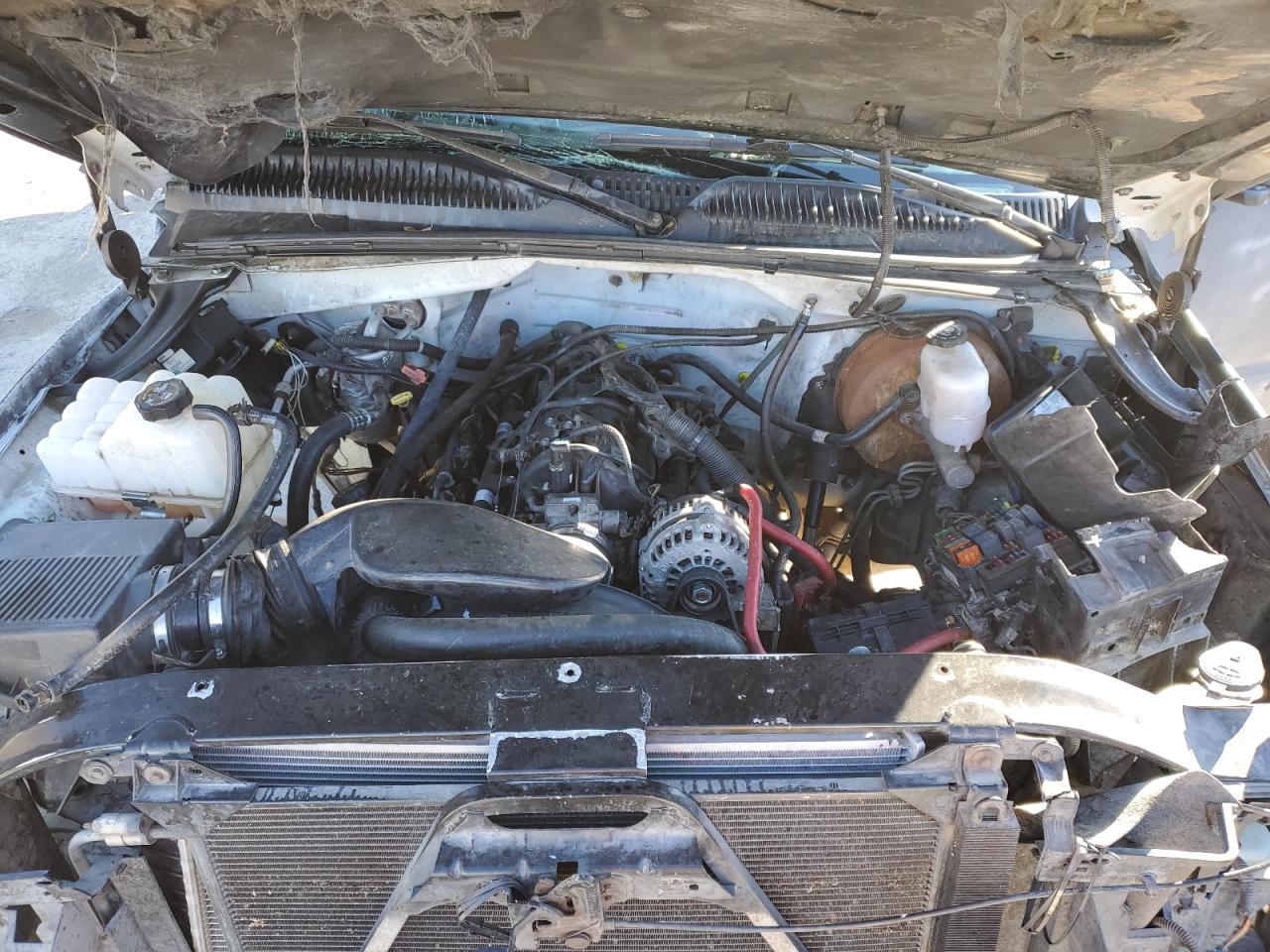 2001 GMC Sierra - Image 12