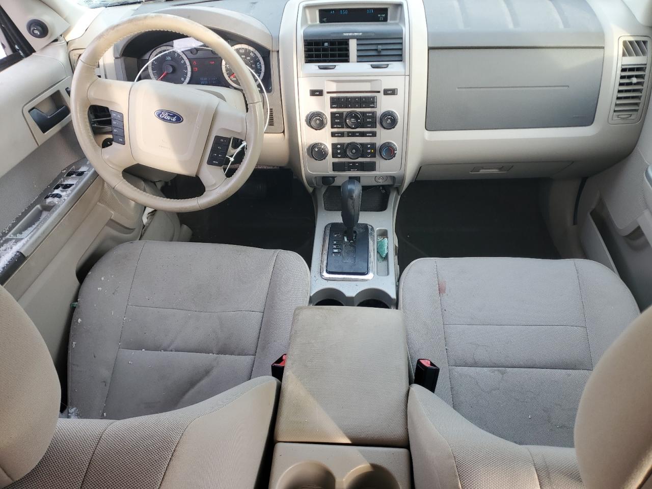 2010 Ford Escape - Image 8