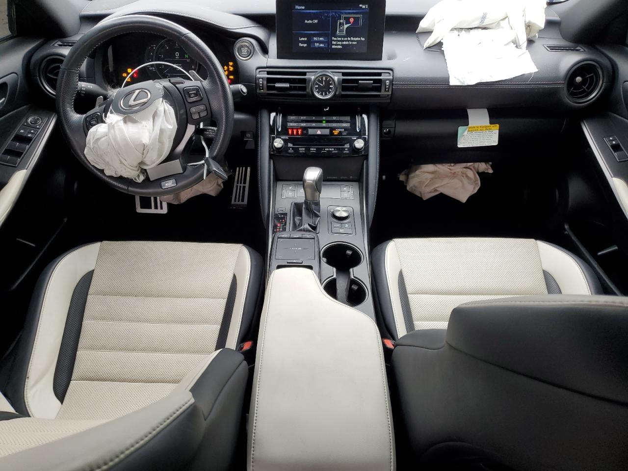 2023 Lexus IS - Image 8