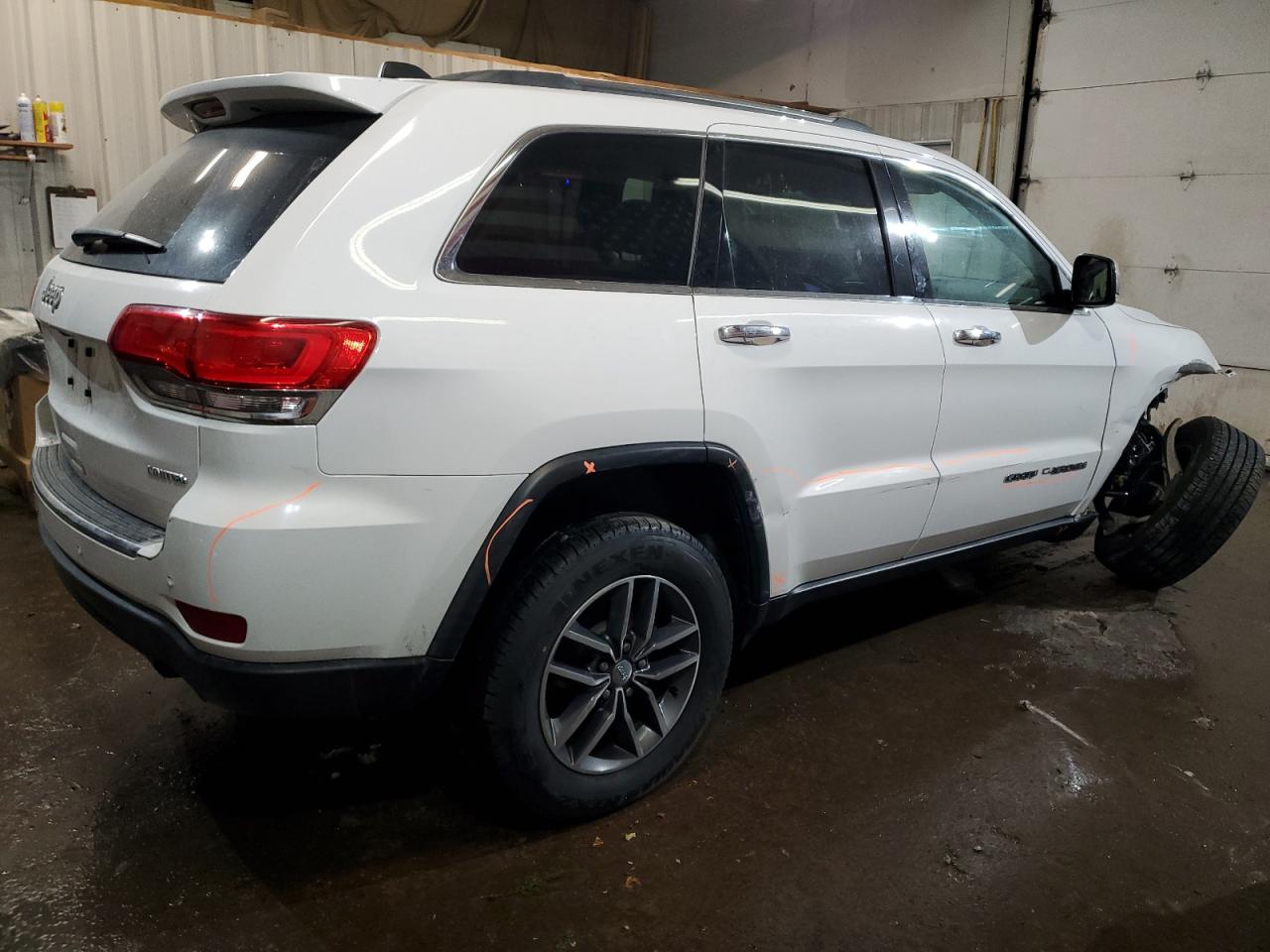 2018 Jeep Grand Cherokee - Image 3