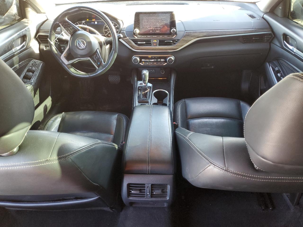2020 Nissan Altima - Image 8
