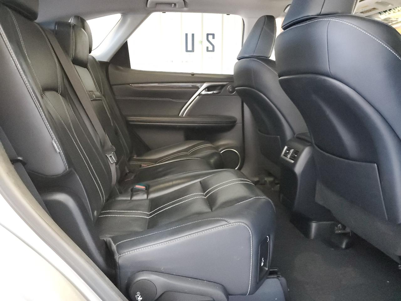 2019 Lexus RX - Image 11
