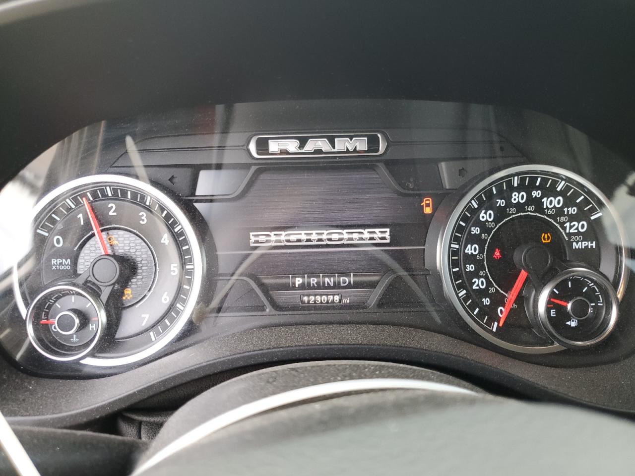 2020 RAM 1500 - Image 9