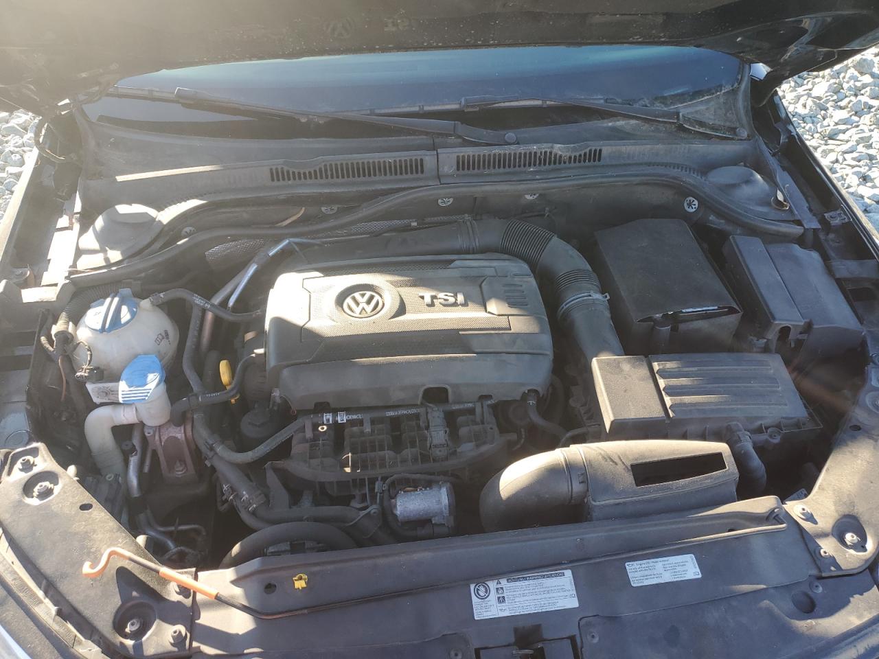 2014 Volkswagen Jetta - Image 11