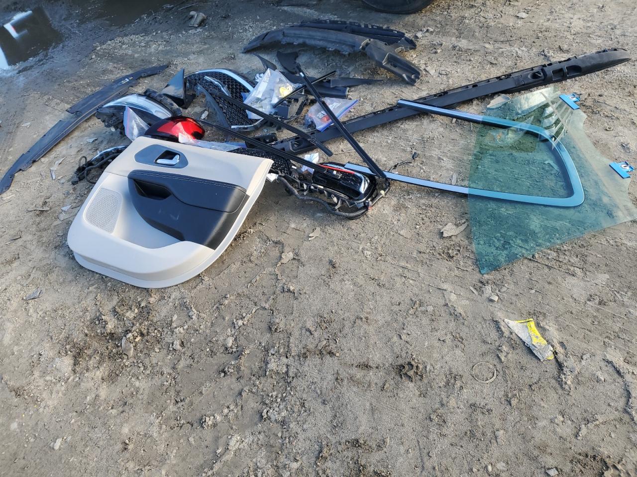 2022 Chrysler Pacifica - Image 13