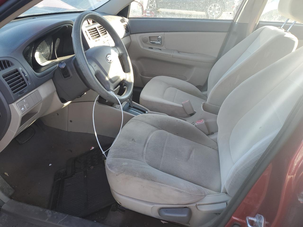 2009 Kia Spectra - Image 7