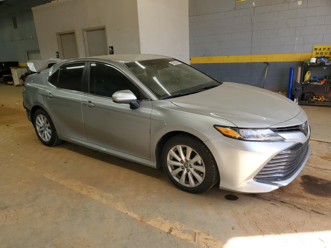 2018 Toyota Camry - Image 4