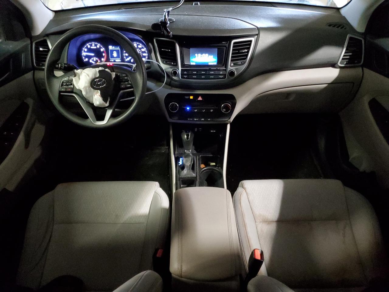 2017 Hyundai Tucson - Image 8