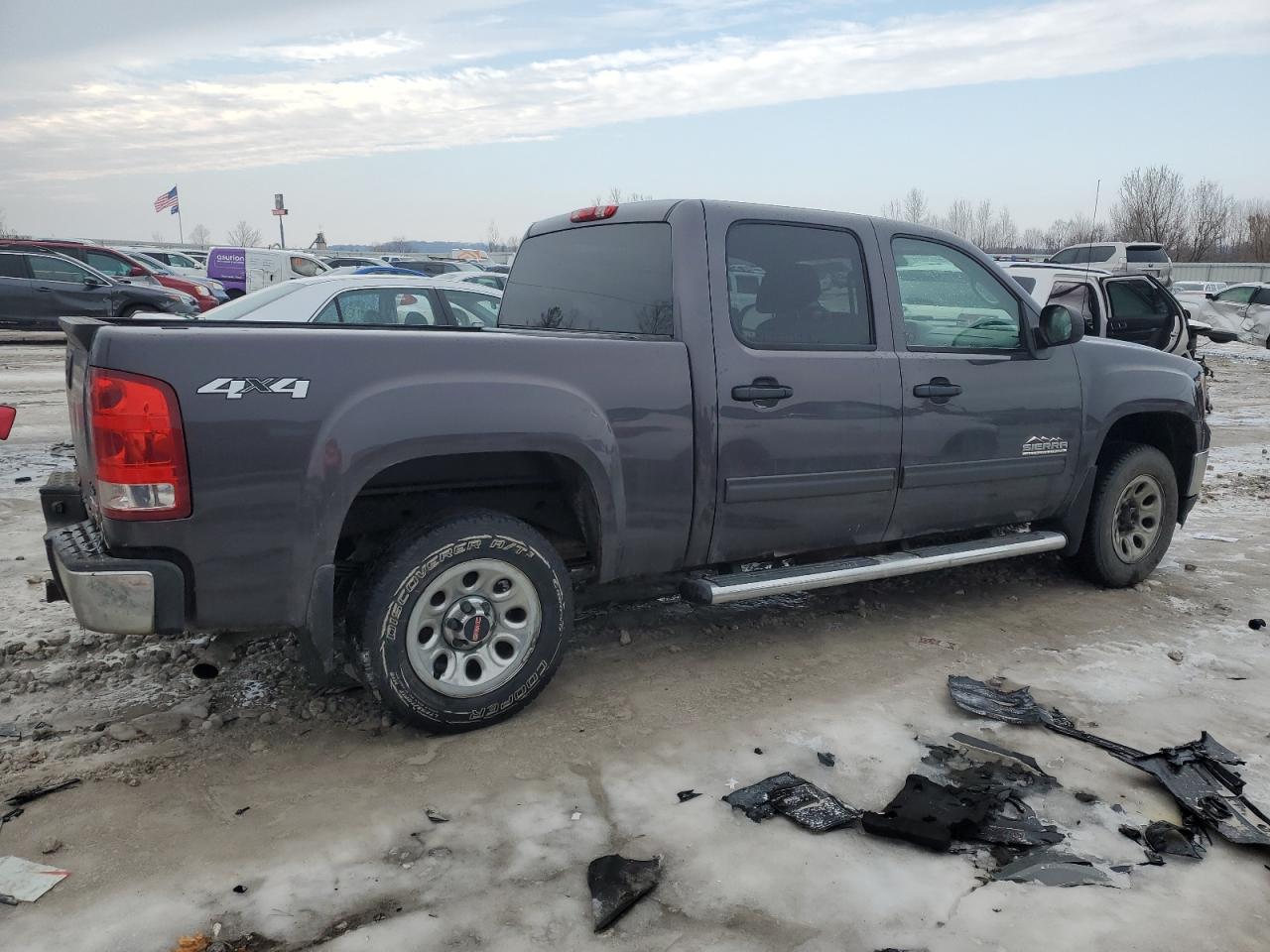 2010 GMC Sierra - Image 3