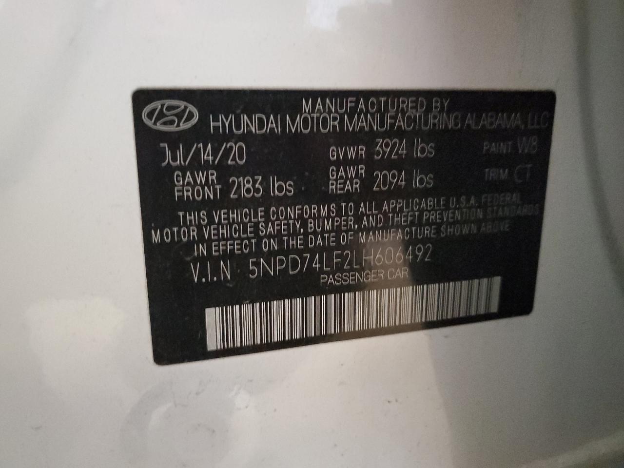2020 Hyundai Elantra - Image 13