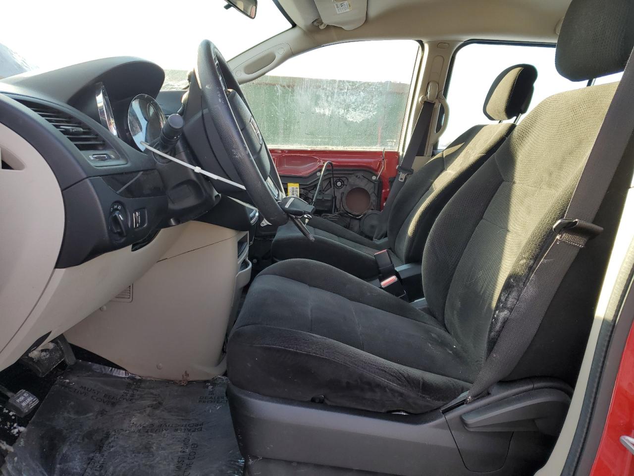 2013 Dodge Caravan - Image 7
