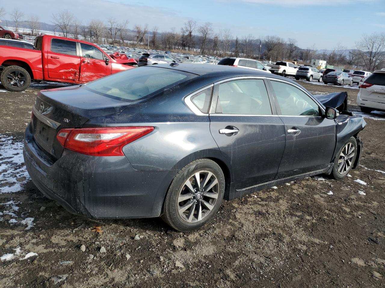 2016 Nissan Altima - Image 3