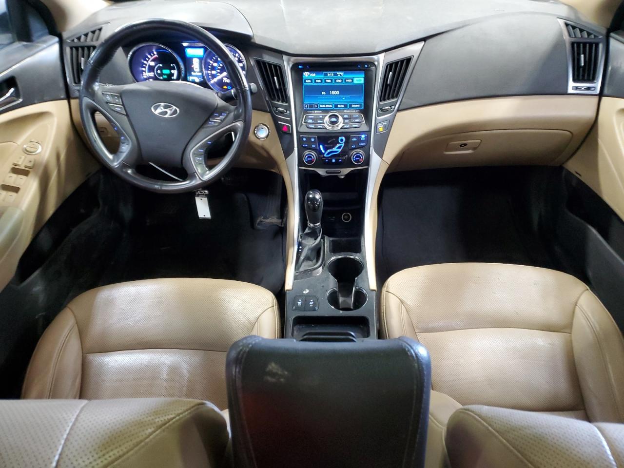 2015 Hyundai Sonata - Image 8