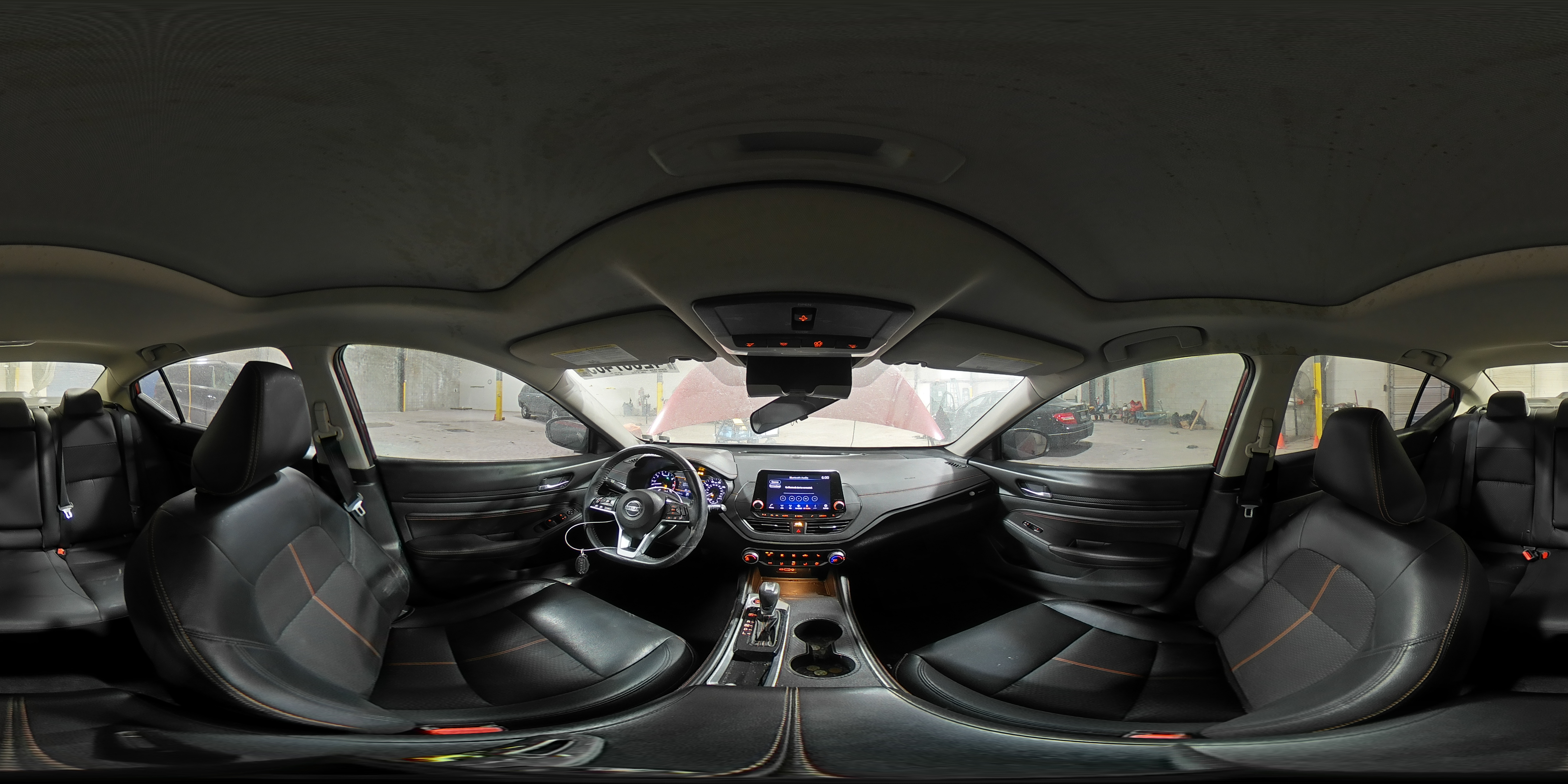 2020 Nissan Altima - Image 14