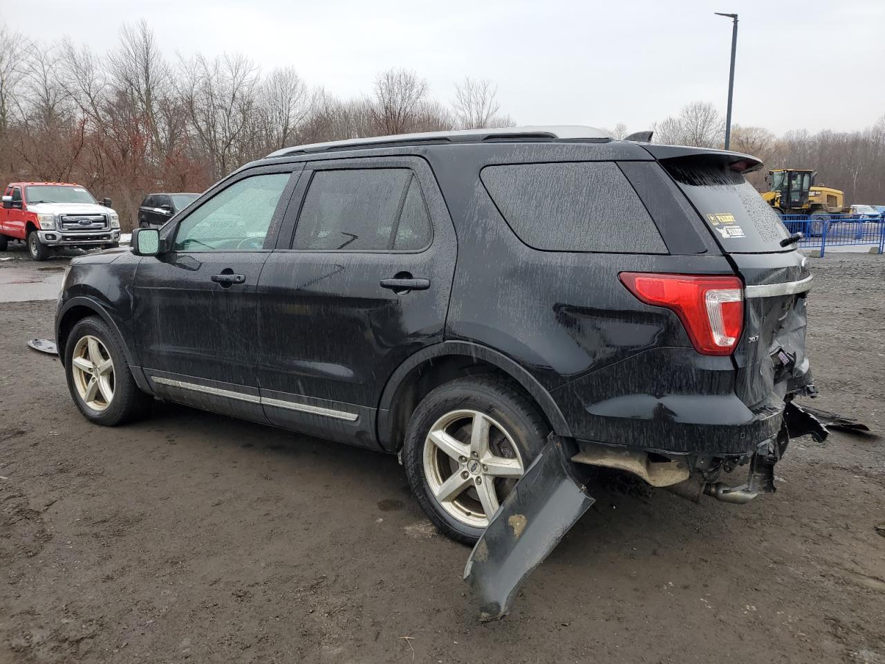 2017 Ford Explorer - Image 2
