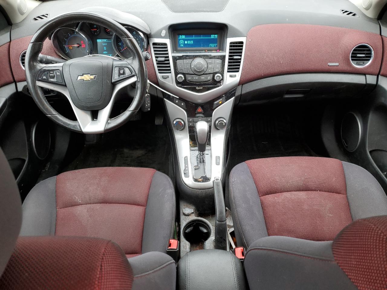 2013 Chevrolet Cruze - Image 8