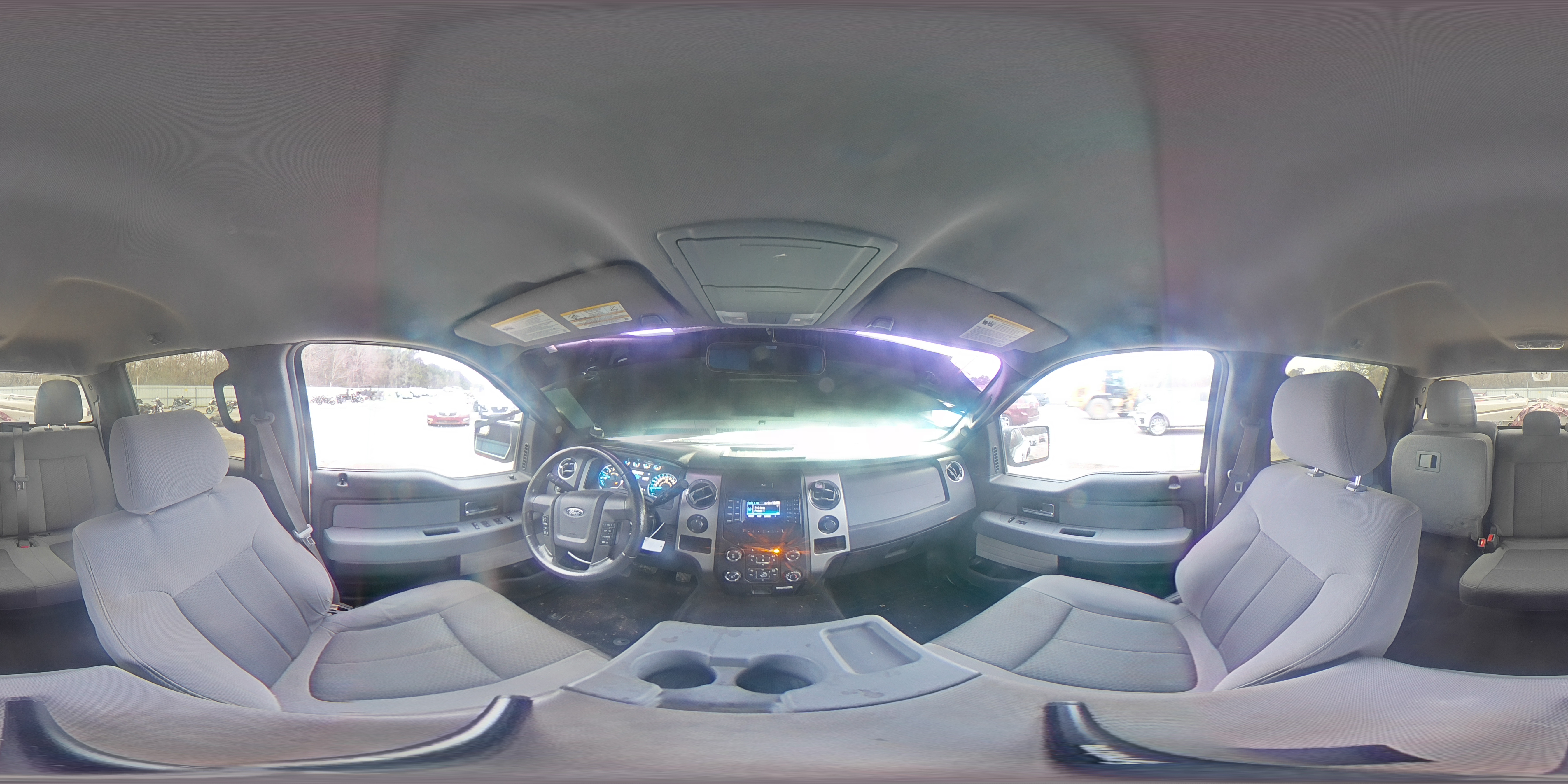 2013 Ford F-150 - Image 13