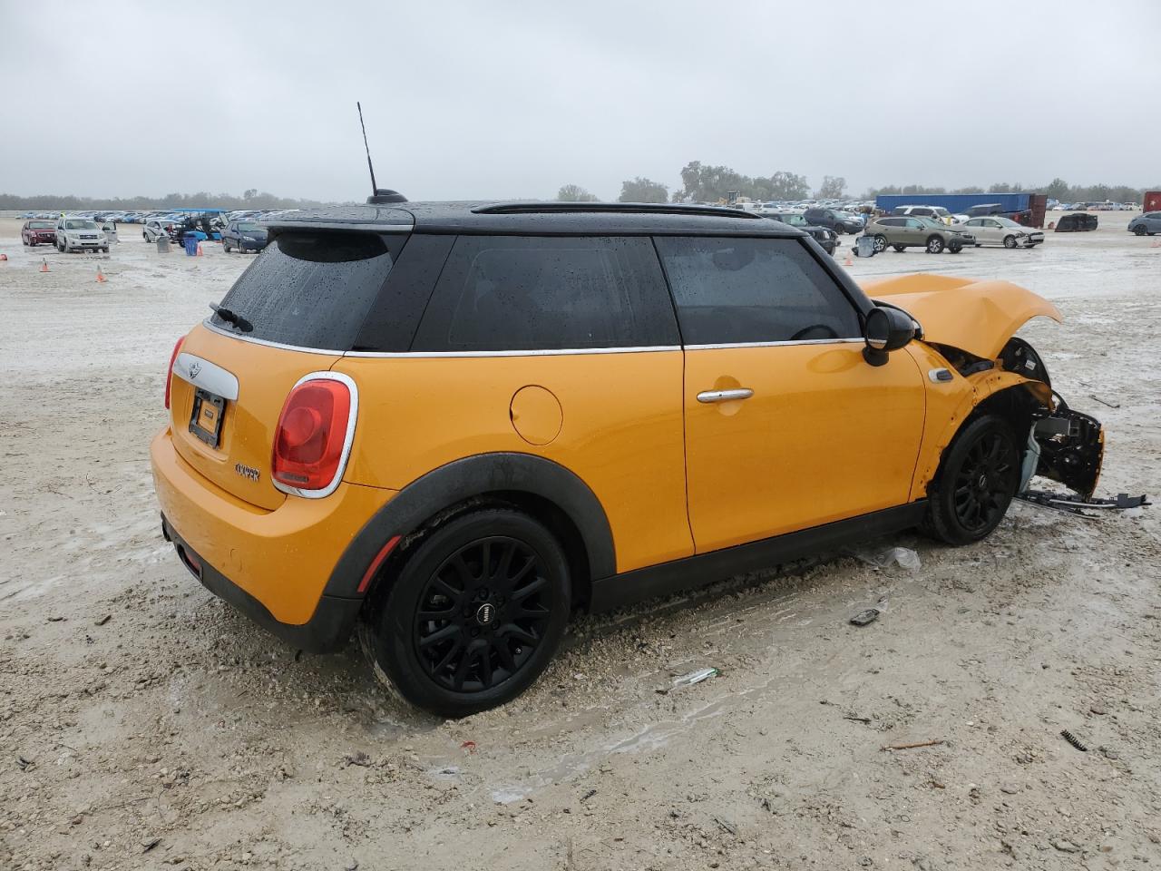 2015 MINI Cooper - Image 3