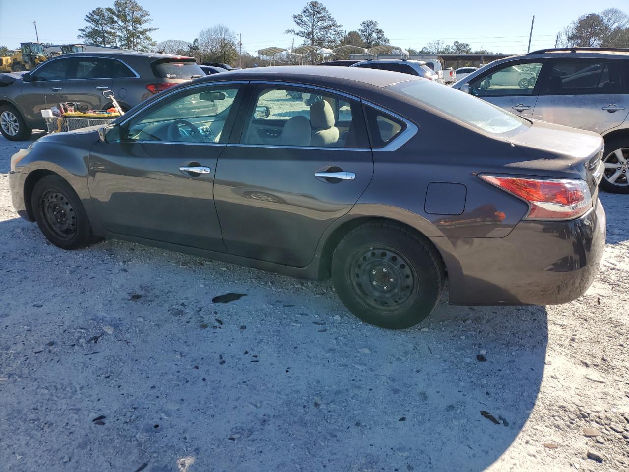 2015 Nissan Altima - Image 2