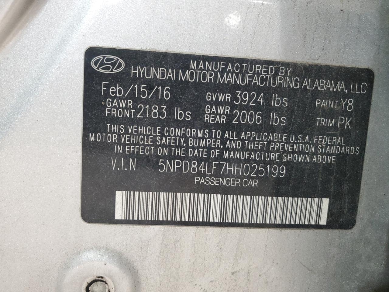 2017 Hyundai Elantra - Image 12
