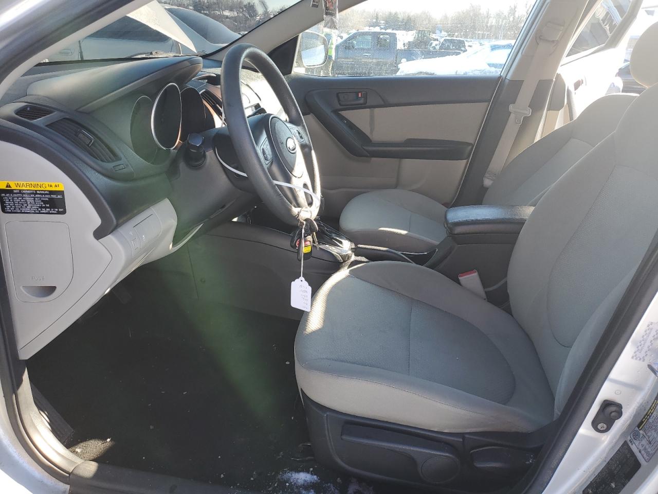 2012 Kia Forte - Image 7