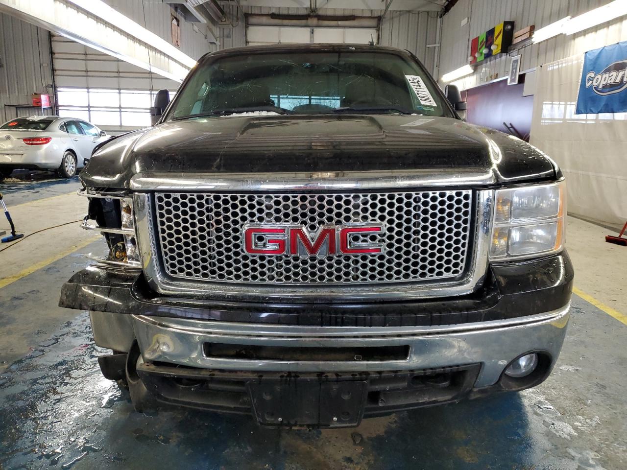 2010 GMC Sierra - Image 5
