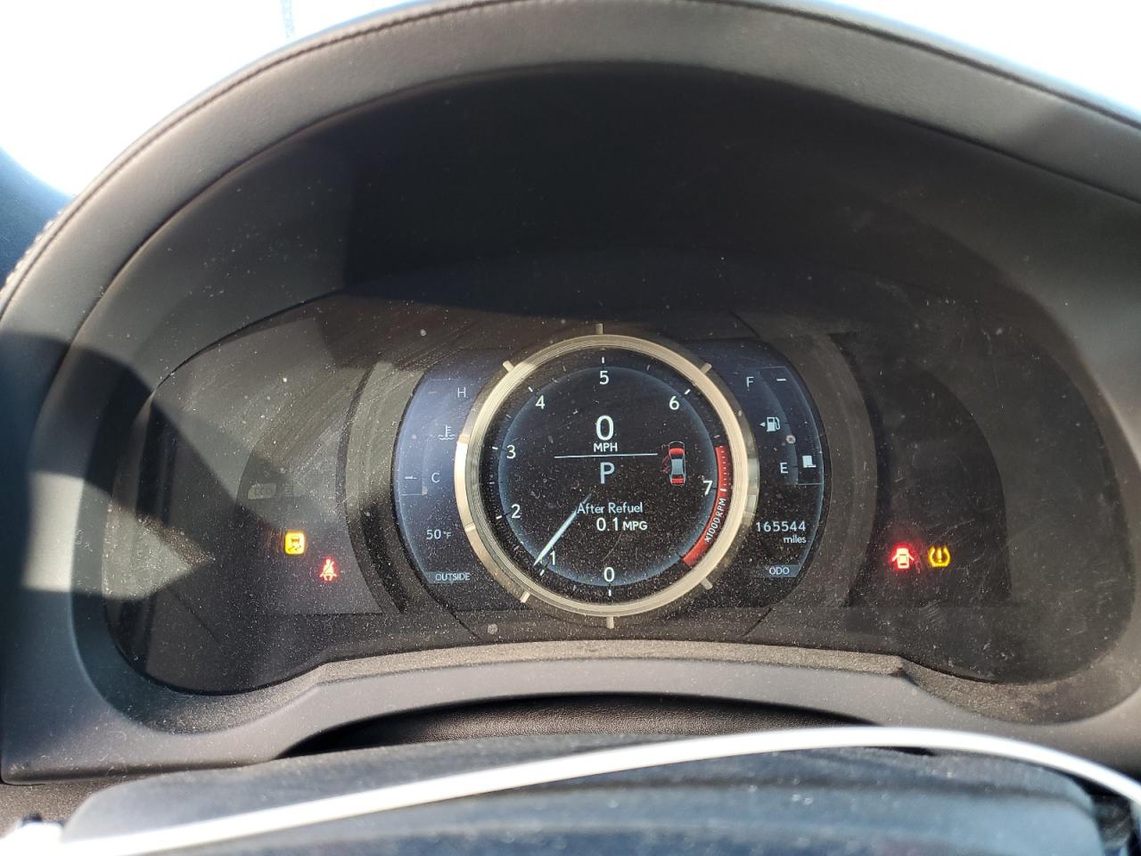 2015 Lexus IS - Image 9