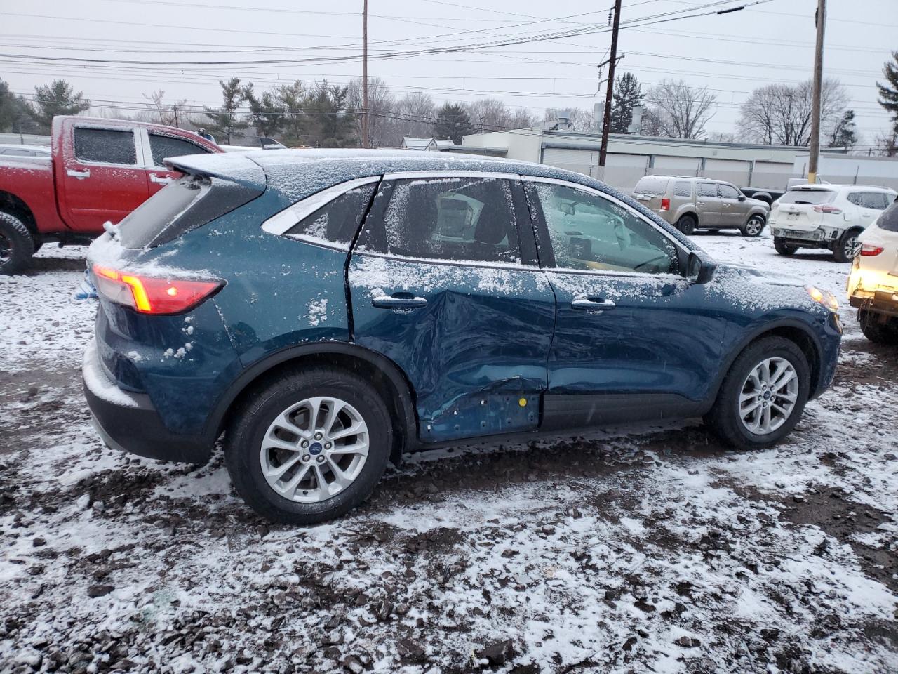 2020 Ford Escape - Image 3