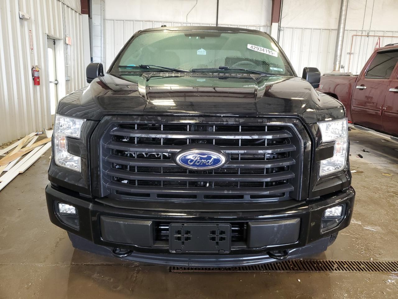 2017 Ford F-150 - Image 5