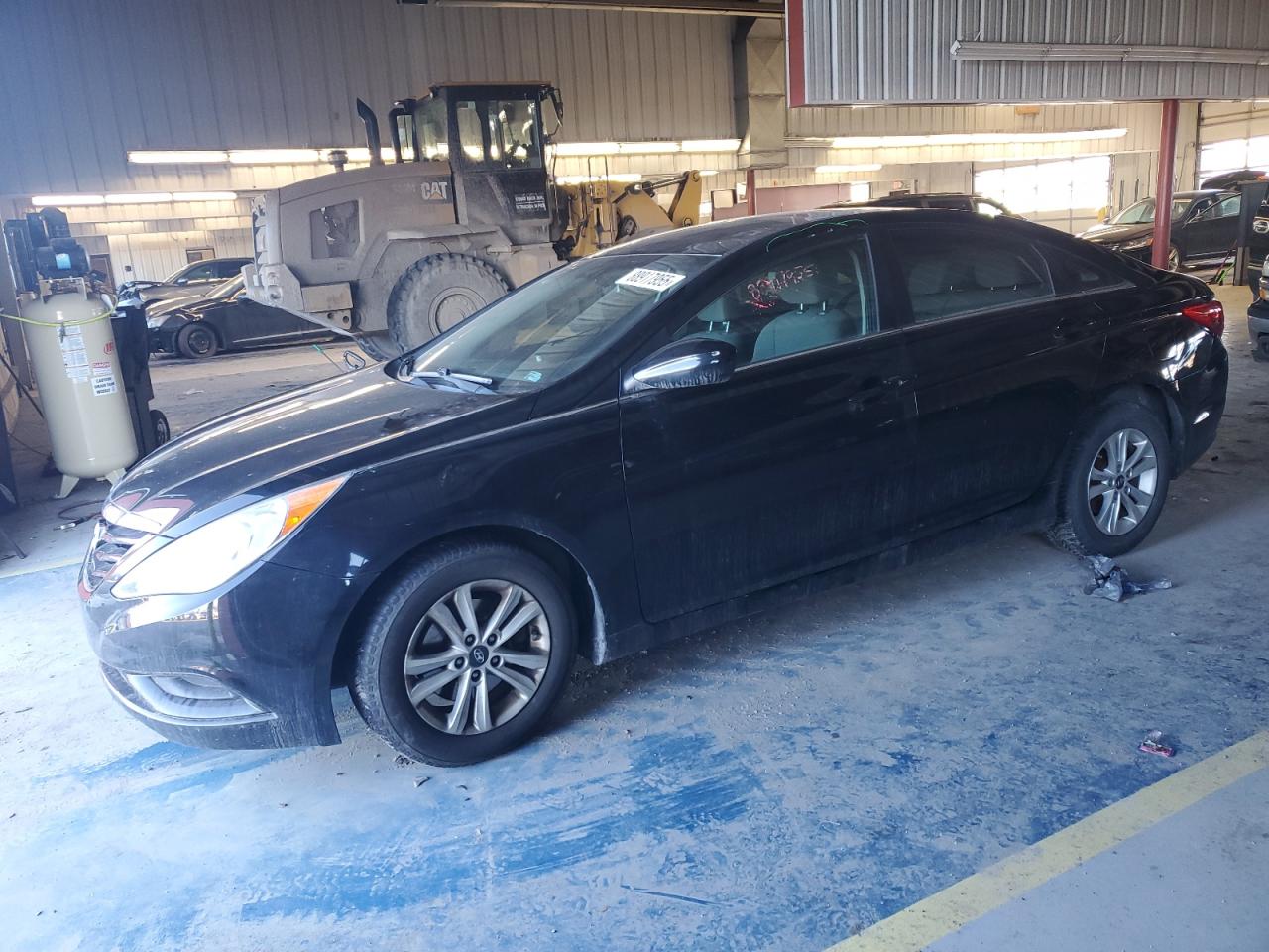 2013 Hyundai Sonata - Image 1
