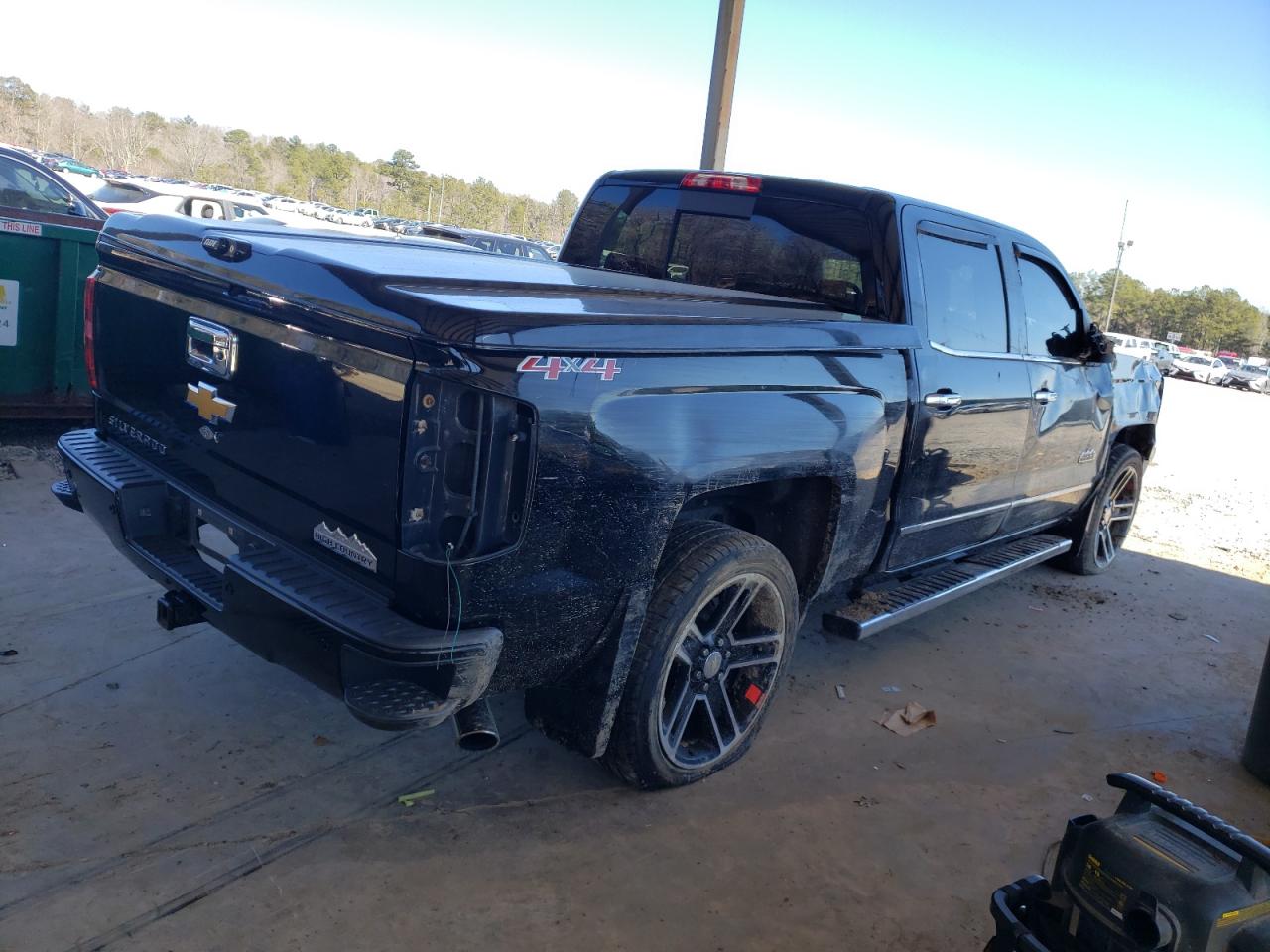 2014 Chevrolet Silverado - Image 3