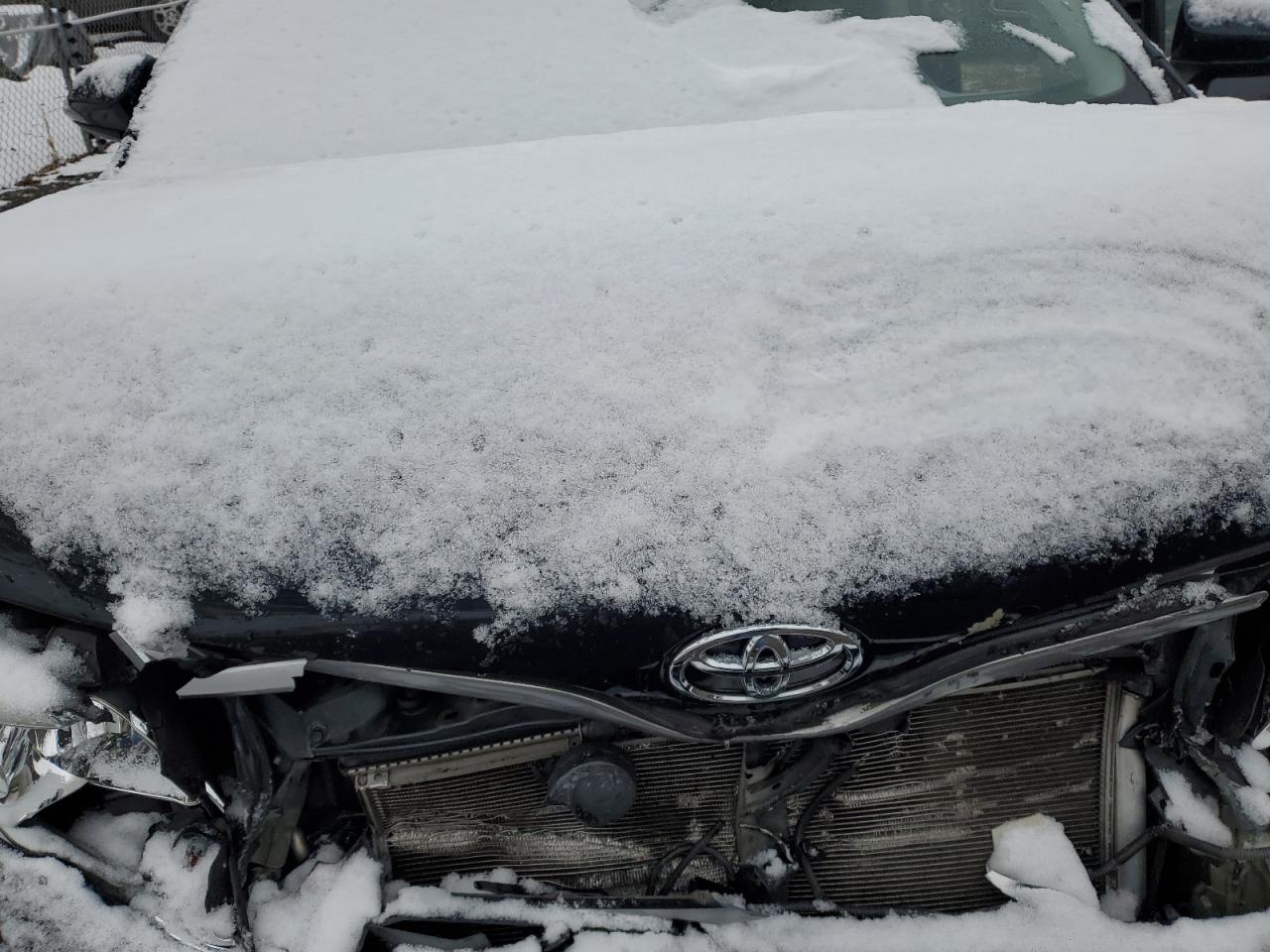2013 Toyota Venza - Image 12
