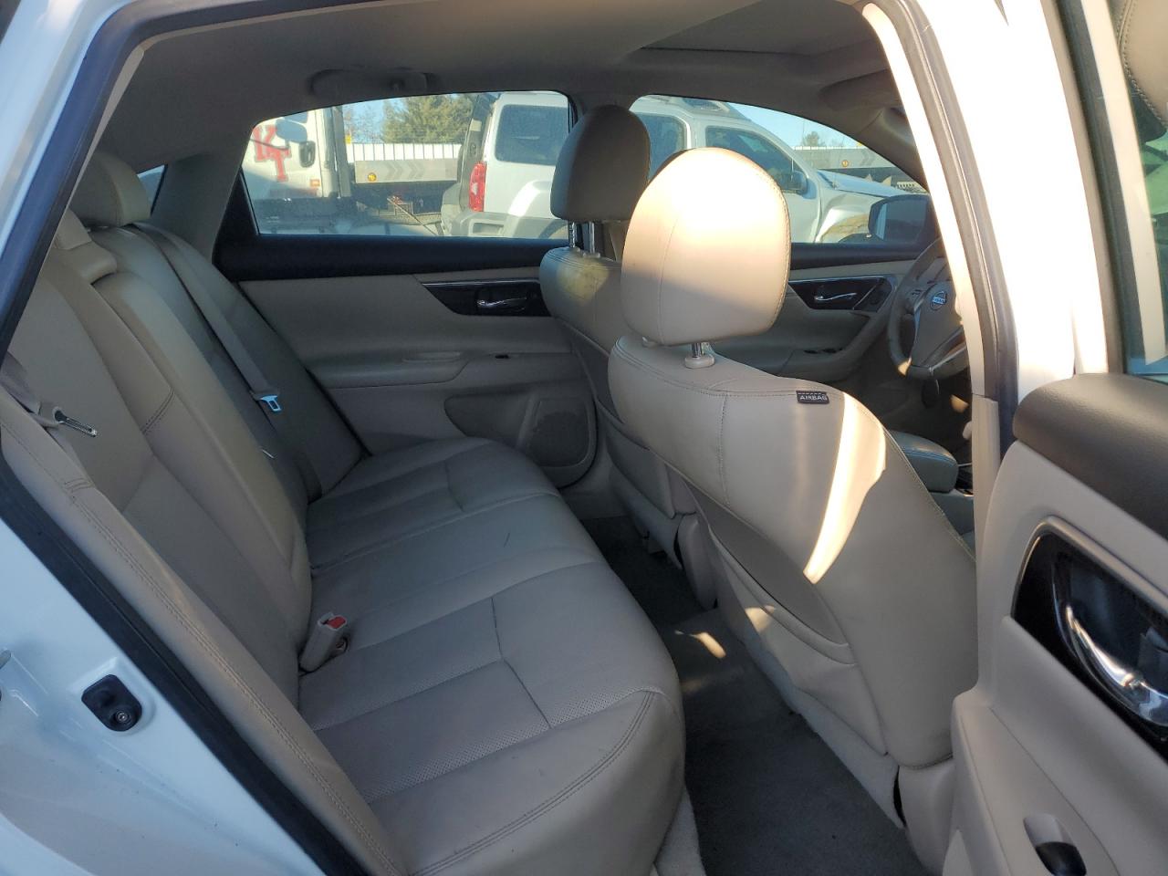 2014 Nissan Altima - Image 11